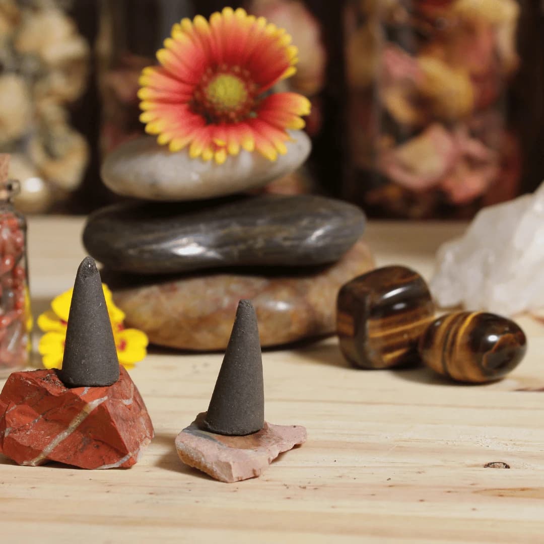 Jaspers Crystals: A Guide to Earthy Grounding & Growth