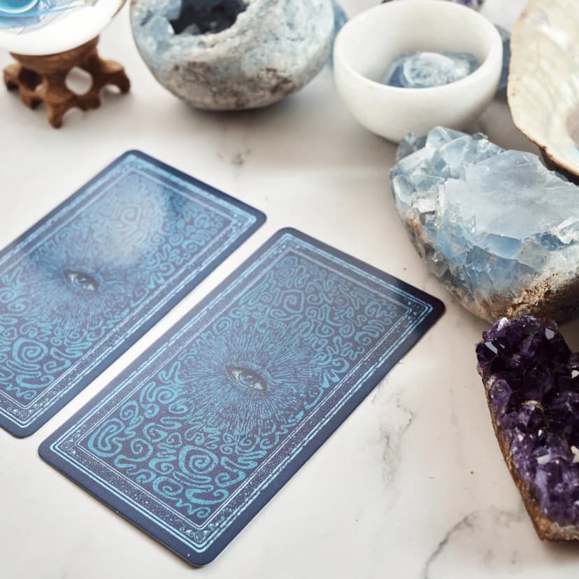 Sodalite Stone: Calming Crystal for Emotional Clarity & Grounding